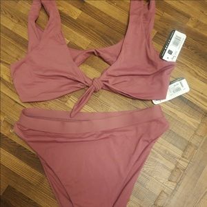 Dippin Daisy's Bikini size medium New!